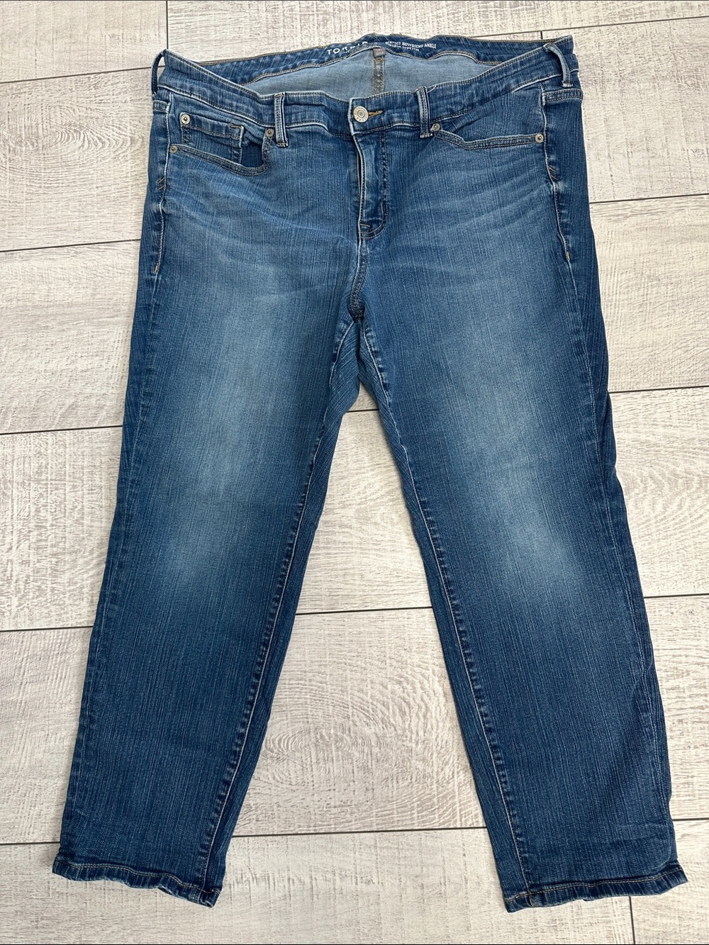 Torrid Boyfriend Ankle Women's Mid-Blue Stretch Jeans